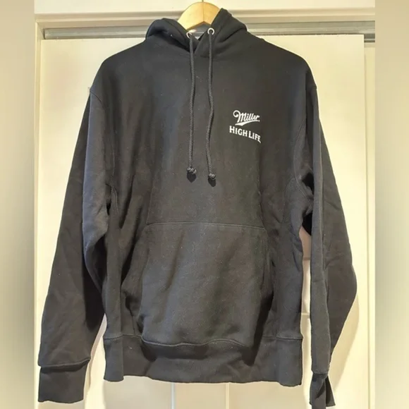 Miller Highlife Girl on the Moon Black Hooded Sweatshirt Size Medium - Picture 4 of 8